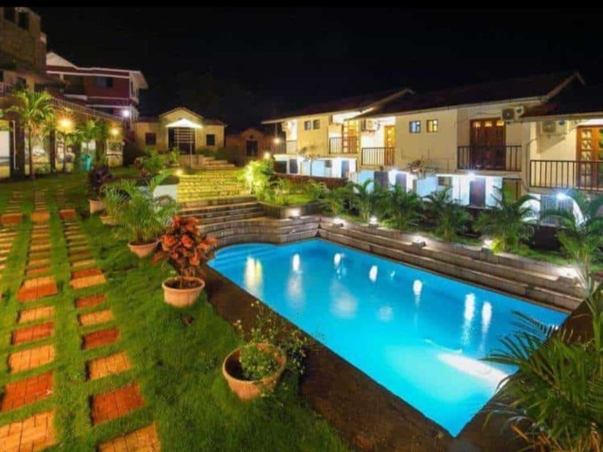 Hotel Wada Chirebandi Gimvi Exterior foto